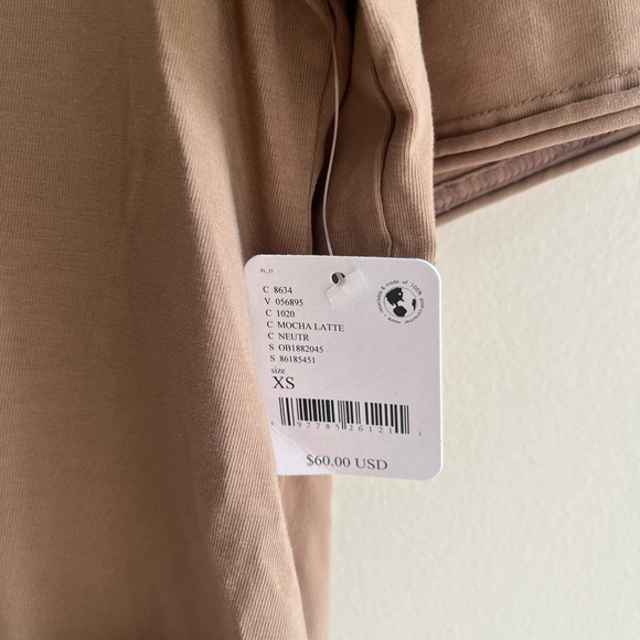 NWT! FREE PEOPLE MOVEMENT Hot Shot Tee Romper Size XS - Picture 3 of 5